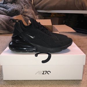 Air Max 270’s